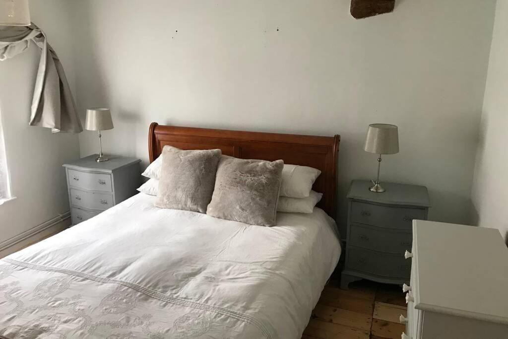 Moot View Villa Downton  Bagian luar foto